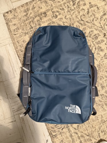 North face base camp - camp, voyager