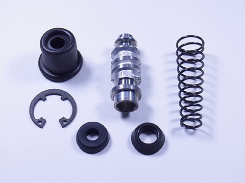 Front brake master cylinder - front,