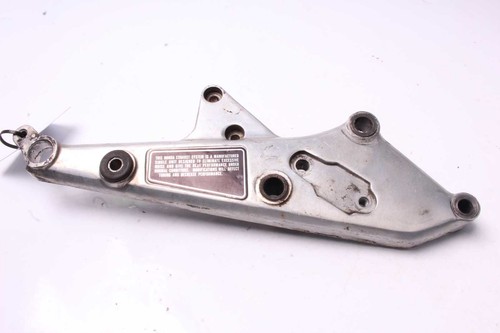 Footrest retaining plate - , right