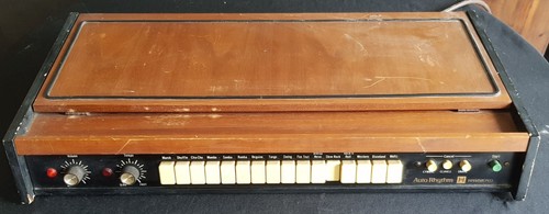 Hammond auto rhythm - ,