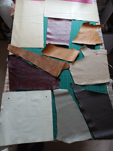 Leather offcuts scraps - scraps,