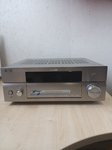 Yamaha v1600 500watts - 500watts,