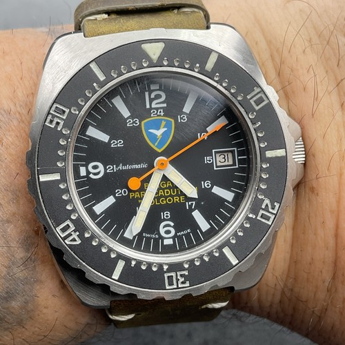 Rare brigata automatic - brigata, eta