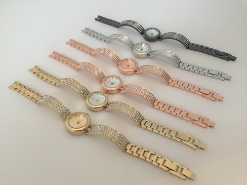 Womens wrist watch round face - wrist,