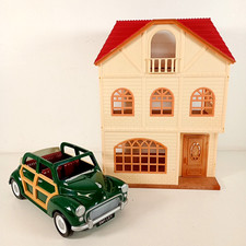 Sylvanian Families - Cedar Terrace House & Family Car - House & Car Only