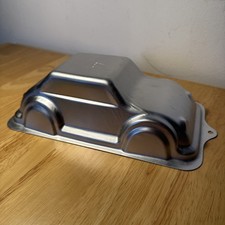 ZhengDe 3D Cruiser Car Cake Pan - Novelty Cake Pan / Tin Birthday Vehicle Mould