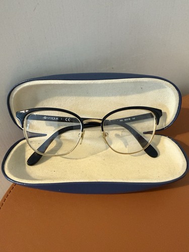 Vogue eyeglasses black gold - vogue,