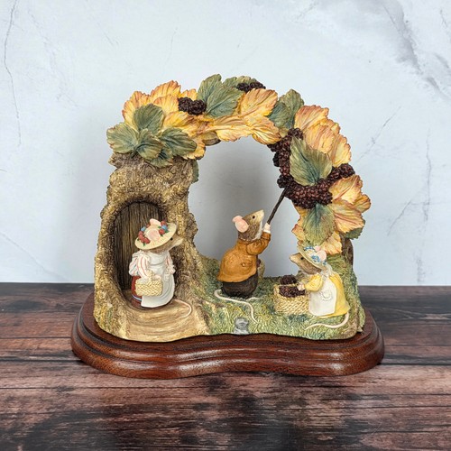 Brambly hedge autumn - brambly,