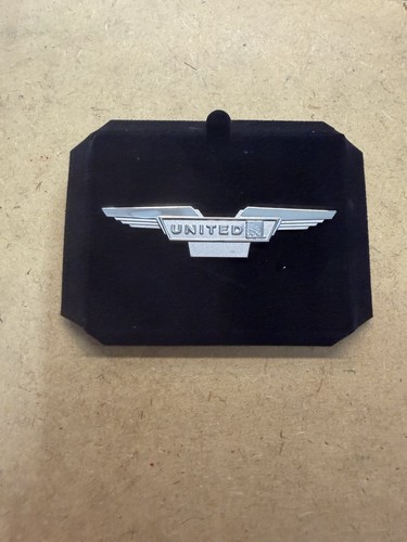 Airline pin - airline,