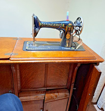 ANTIQUE SINGER SEWING MACHINE IN OAK CABINET – TREADLE & ELECTRIC CONVERSION
