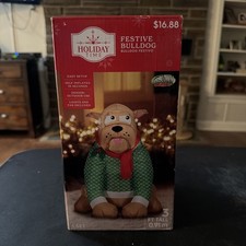 Holiday Time Festive Bulldog