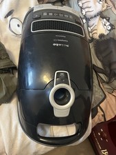 plz read** Miele Complete C3 PowerLine 890W Vacuum Cleaner