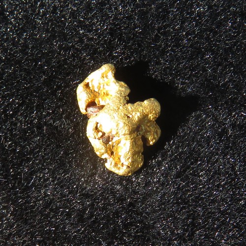 Natural gold nugget - natural, minerals