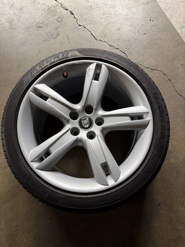 Wheel rim jaguar type - s, type-r