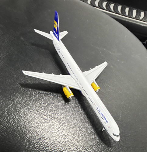 Geminijets icelandair boeing - geminijets,