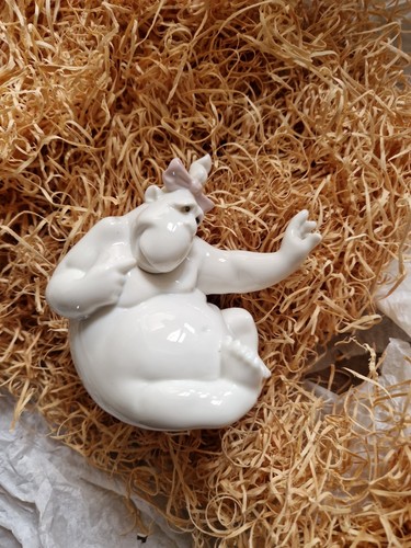 Lladro timida enamorada - lladro, blanca