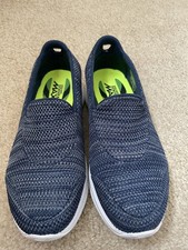 SKECHERS SIZE UK 4 NAVY MARL GO WALK GOGA MAX CUSHIONED AIR COOL SNEAKER TRAINER