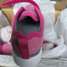 Clarks Scape Trace Jnr  Girls Hot Pink Textile Trainers Uk Size 12.5 F EU 31