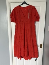 Roman Women’s Red Crochet