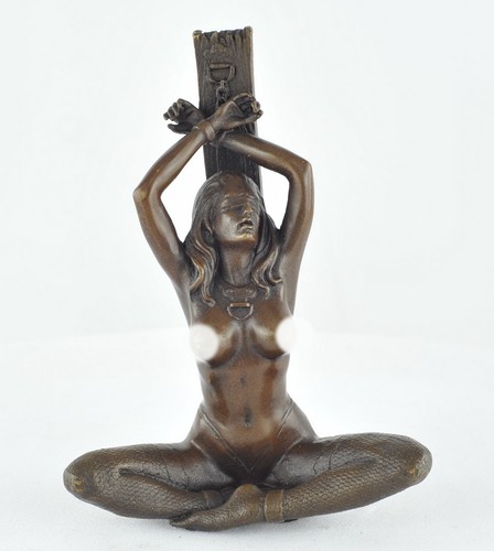 Statue pin art - statue,