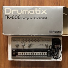 Roland TR-606 Analog Drum Machine Computer Boxed Excellent Condition
