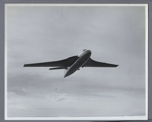 Vickers valiant bomber - vickers,