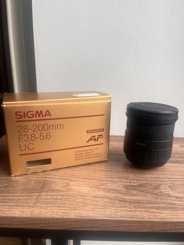 Sigma zoom lens 28 200mm - sigma, 28-200mm