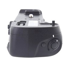 Vertical battery grip d17 - grip, mb-d17