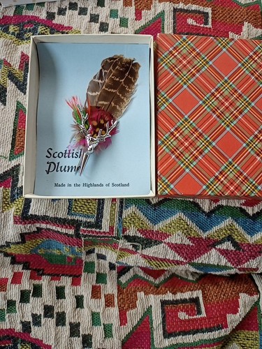 Scottish plume brooch pins - plume,