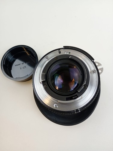 Nikon nikkor 85mm 2 ai - f/2,