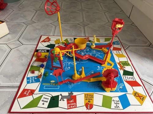 Complete ideal 1963 mouse trap - ideal,