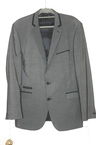 Red herring grey two - red, piece