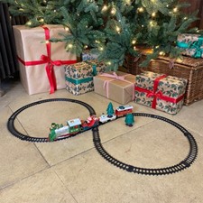 Christmas train set track - train,