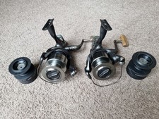 Pair okuma longbow reels - of, xt