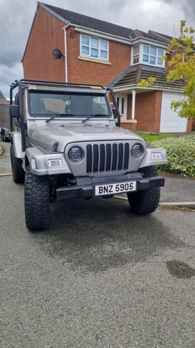 Jeep wrangler drives - jeep,