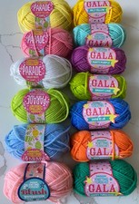 13 x balls of Acrylic wool in