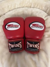 Twins boxing Gloves 8oz original 