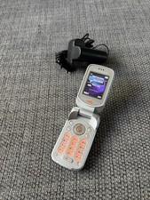 Sony Ericsson W300i Walkman Flip Mobile Phone Powers On But Software Issue GC