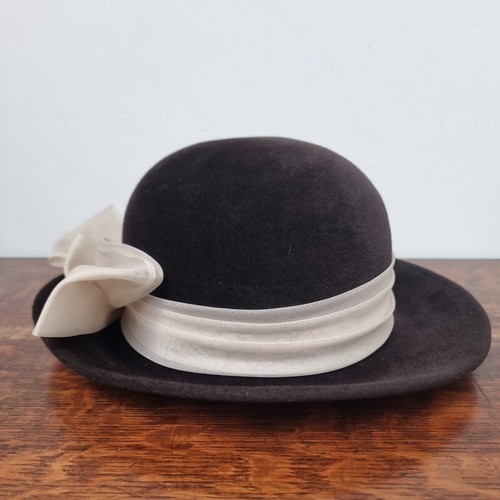 Vintage edward mann cloche - mann,