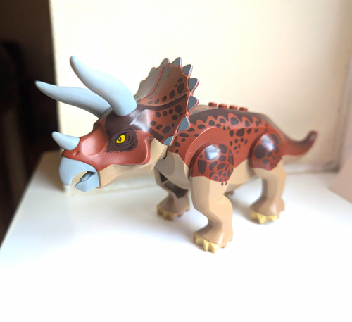 Lego dino triceratops - dino,