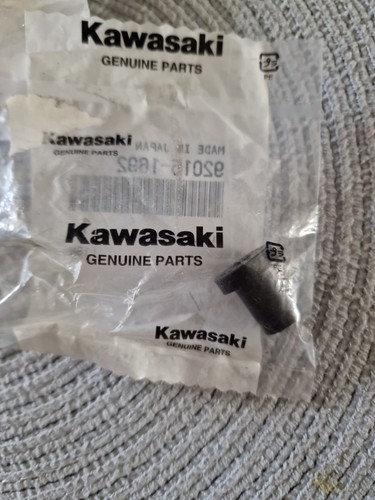Genuine oem kawasaki - oem, er5
