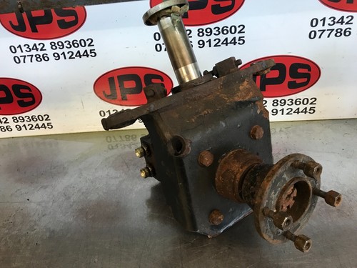 Right rear stud hydraulic - right,
