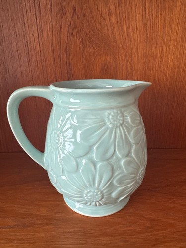 Vintage sylvac dahlia jug - jug, in