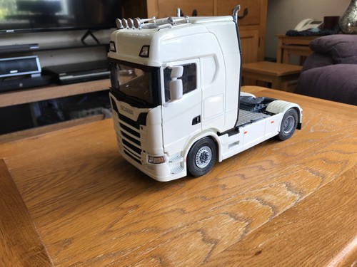 Solido scania 580 s v8 - solido, 1/24