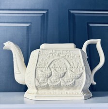 Vintage ROYAL CREAMWARE Victoria & Albert Museum Collection Teapot - NO LID