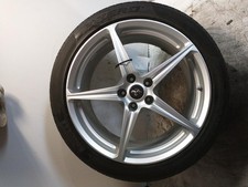 FERRARI 458 ALLOY WHEEL & TYRE
