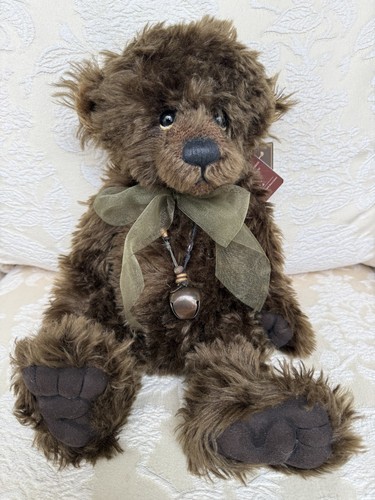 Charlie bears figgy pudding - bears,
