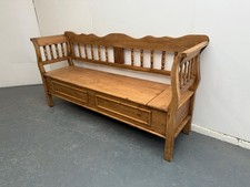 A Fabulously Waxed Antique / Old Pine 3 Seater Box Settle / Bench