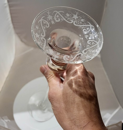Gucci signed clear glass - gucci?,