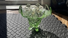 Vintage | Green pressed glass